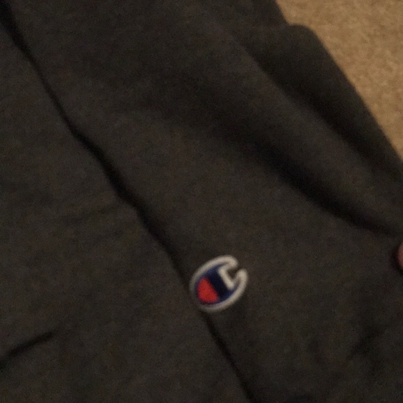 Men's champion pull over - Picture 4 of 4